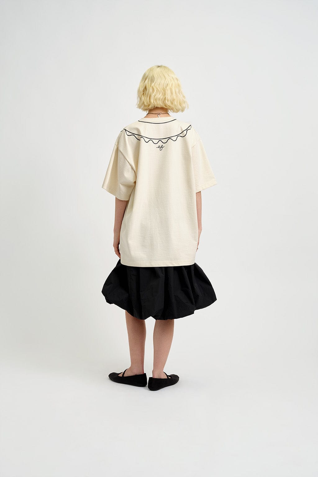 Trompe L'oeil T-Shirt Beige – Eliza Faulkner Designs Inc.